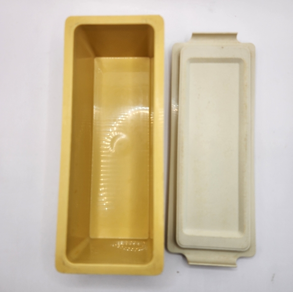 Vintage Tupperware Harvest Gold Butter Dish Lid & Base 636-12 Made in USA - Picture 7 of 7
